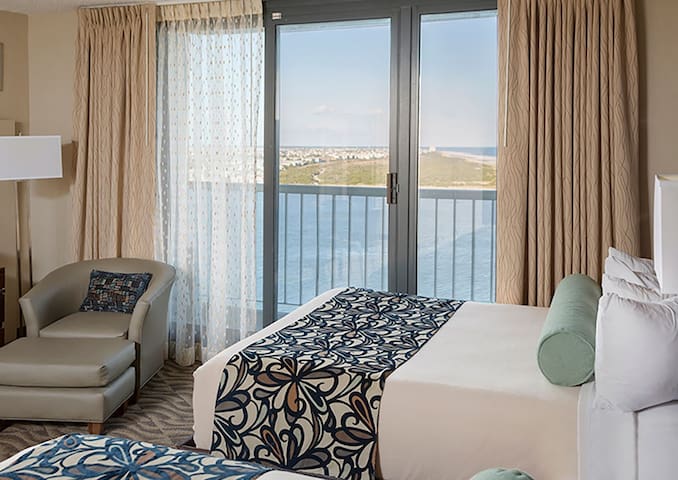 Oceanfront Flagship hotel-delux villa w/kitch