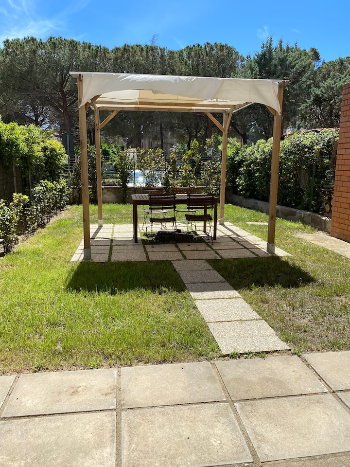 Appartamento Con Giardino A Due Passi Dal Mare - Follonica
