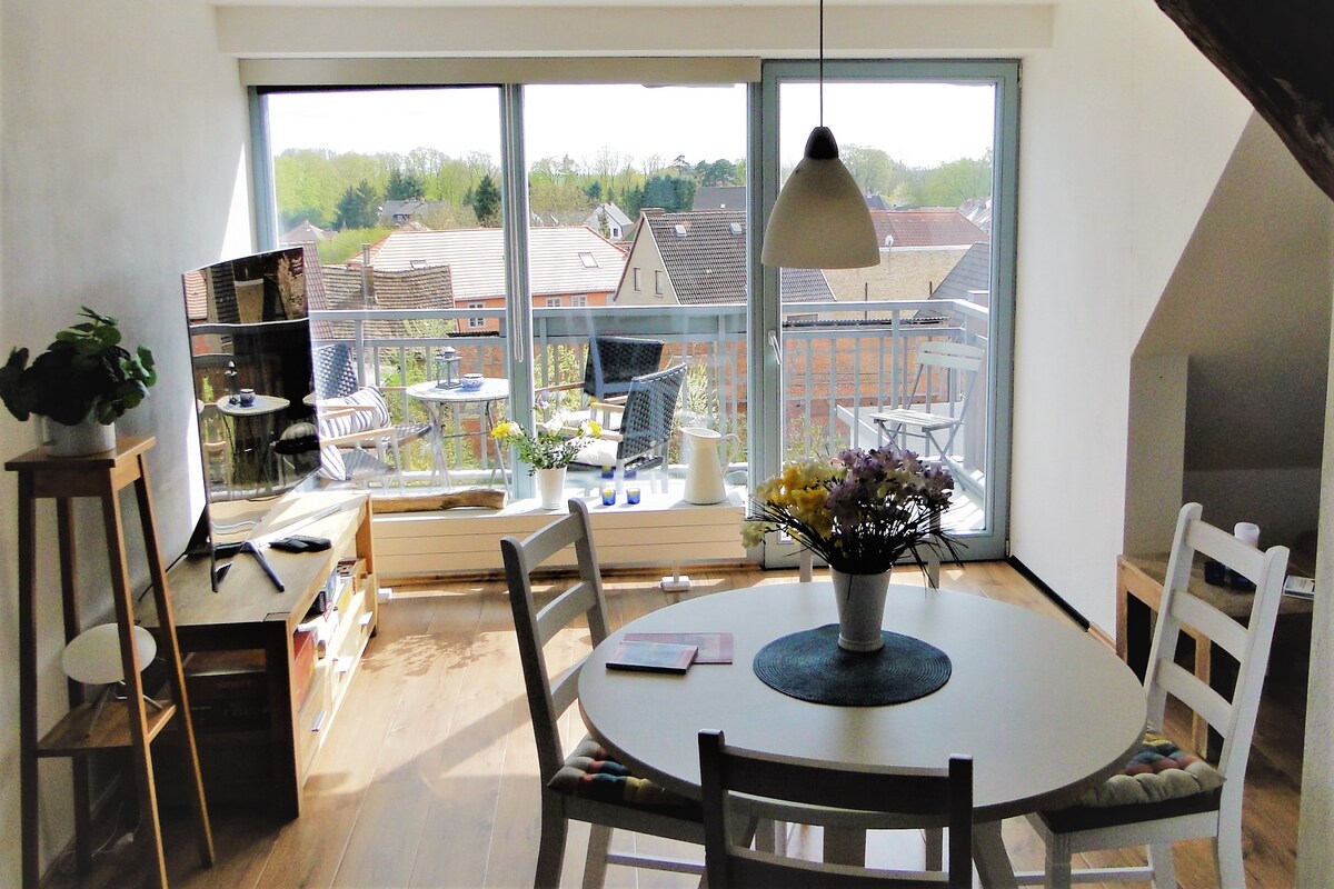 Annonce Airbnb populaire: Quiet duplex apartment with views over Röbel à Röbel/Müritz