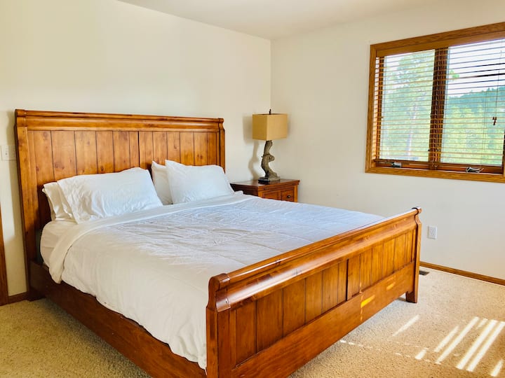 Голяма спалня