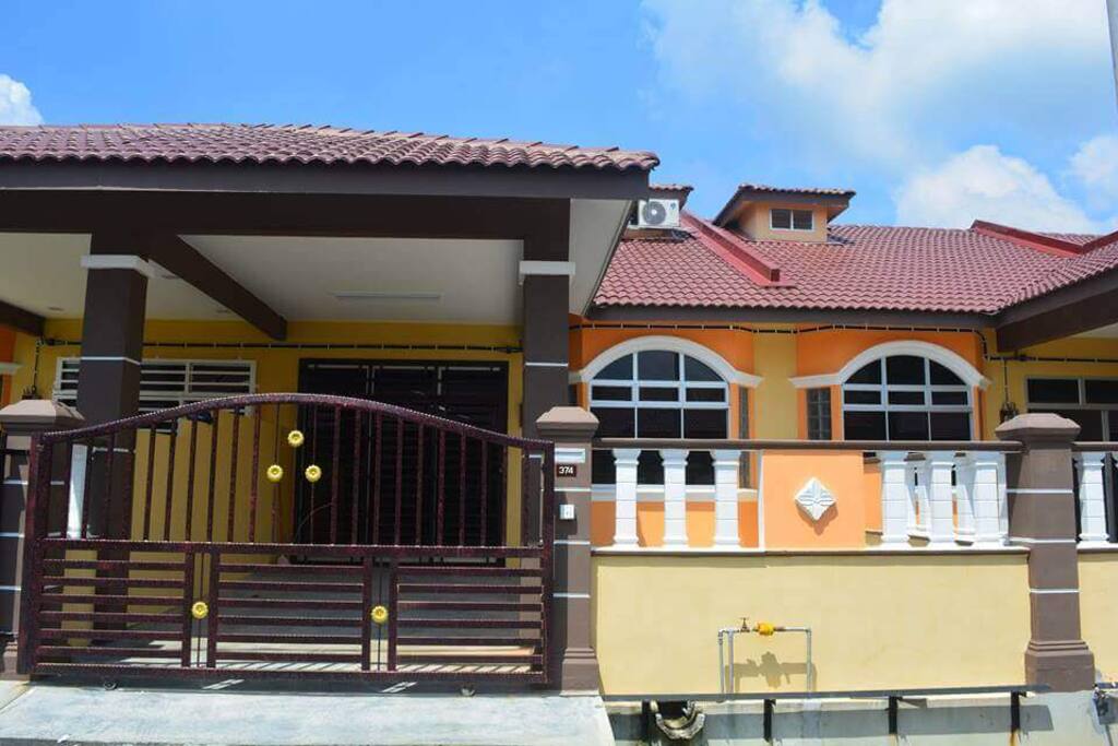 Homestay D Ledang Reihenhauser Zur Miete In Tangkak Johor Malaysia