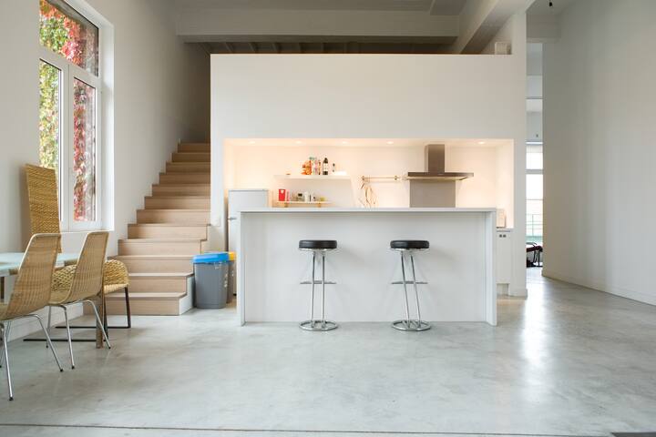 Luxury Brussels Design Loft with a view . gallery image 3