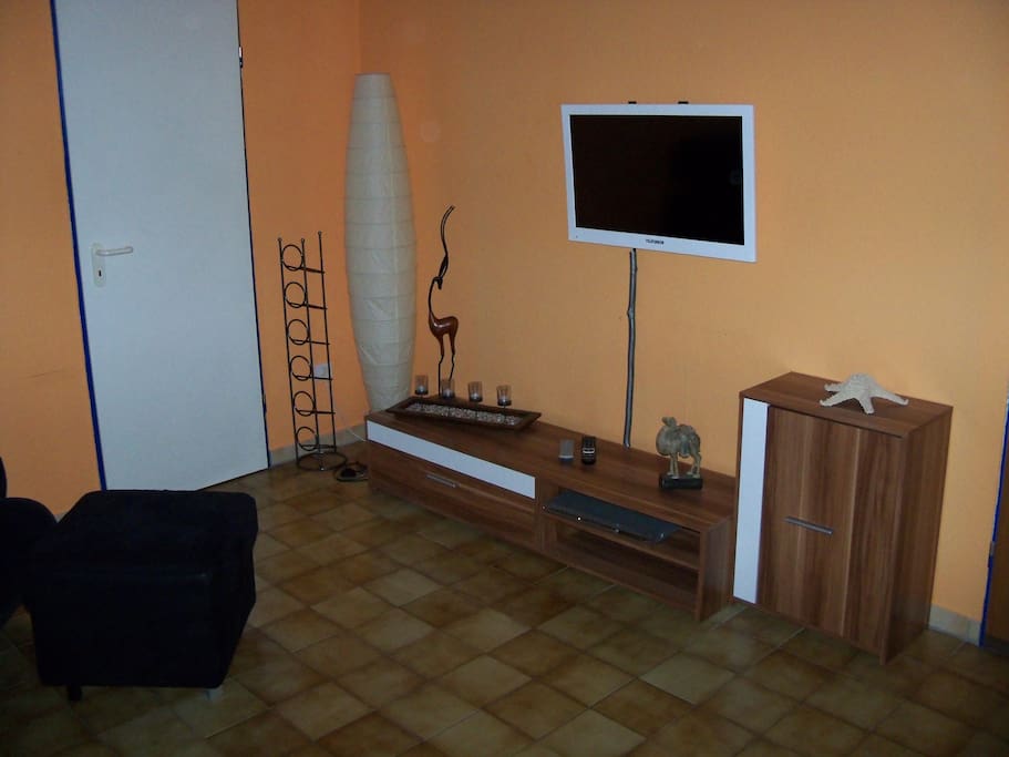 Fernsehen im Wohnzimmer