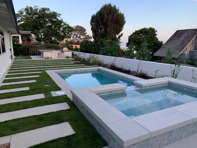 La Jolla Haven Overlooking the Pacific