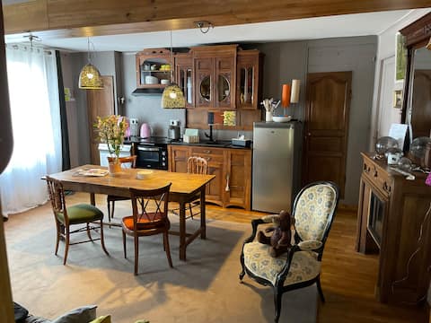 Propriété Airbnb réussie: ´Le boudoir. Cozy accommodation in a quiet 2 bedrooms à Honfleur