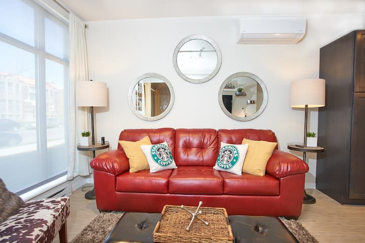 Modern 1 Bed Fast Wifi Parking W/d Desk - Minneapolis, MN