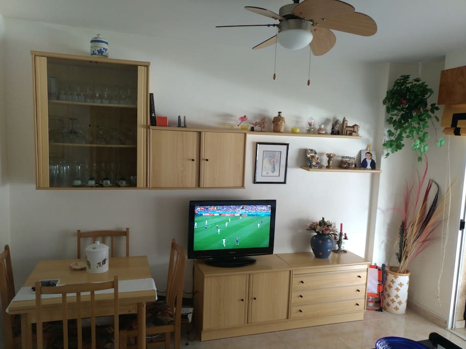 Salón con ventilador