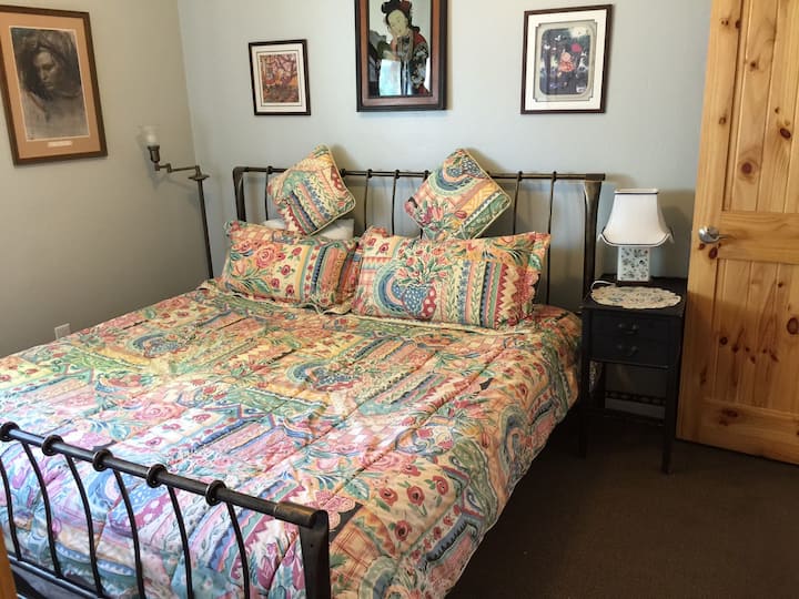 The bedroom has king size organic latex mattress 