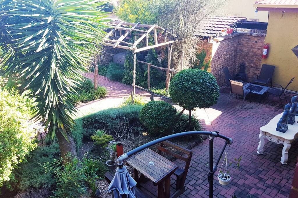 Garden walkway