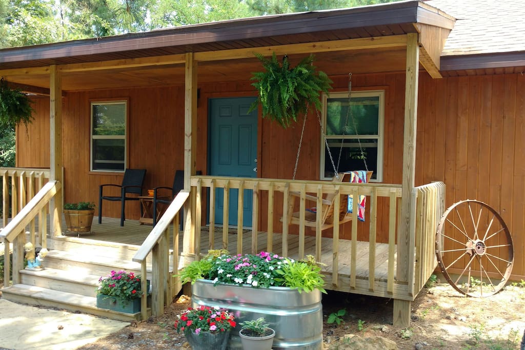 Shawnee Pines Lodging Cabin Cabins for Rent in Golconda, Illinois