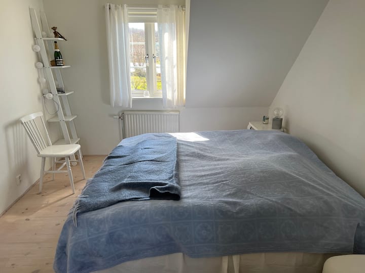 Საძინებელი 2 დიდი სახლი