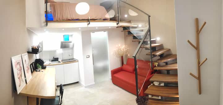 Casetta Rosilde, a modern and unique studio apartment.