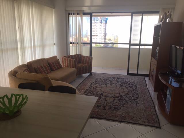 Apartment 3 bedrooms 116 m area for your leisure