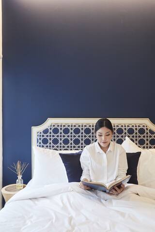 Private blue and white stylish house, 4Br 3Bathr. gallery image 4