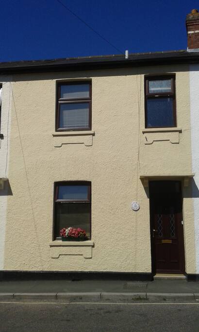 Ruby Cottage