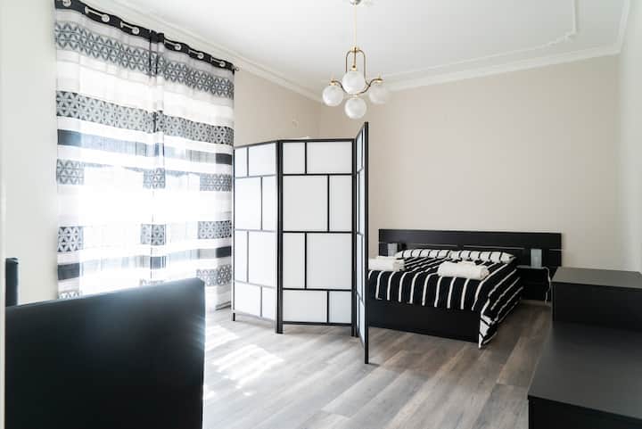 chumba kikuu cha kulala - chumba cha kulala