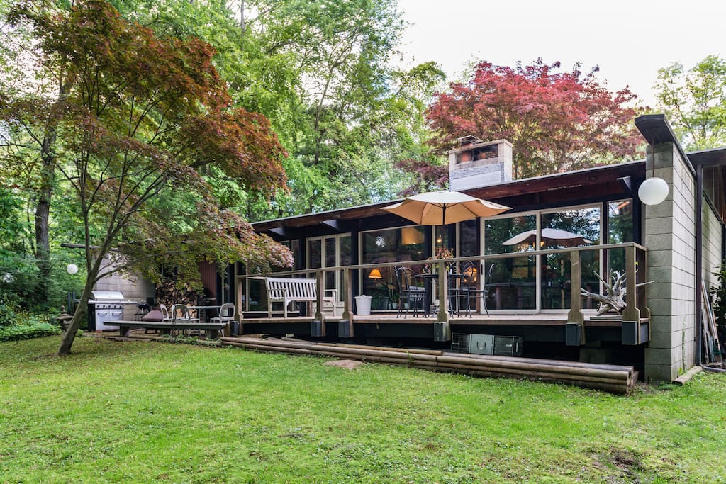 Mid-century modern, ca. 1961