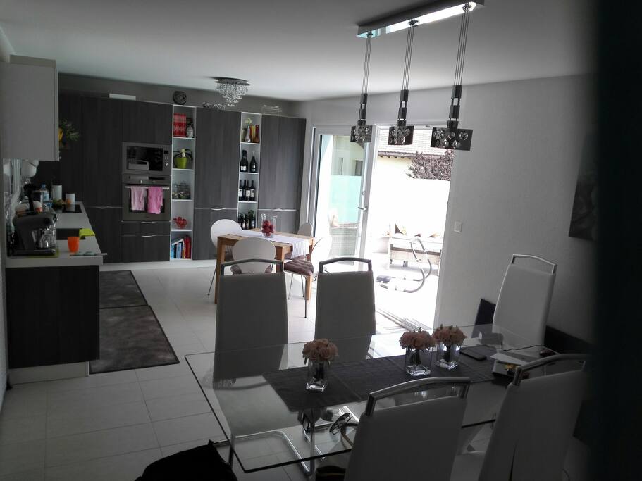 cucina open su sala pranzo