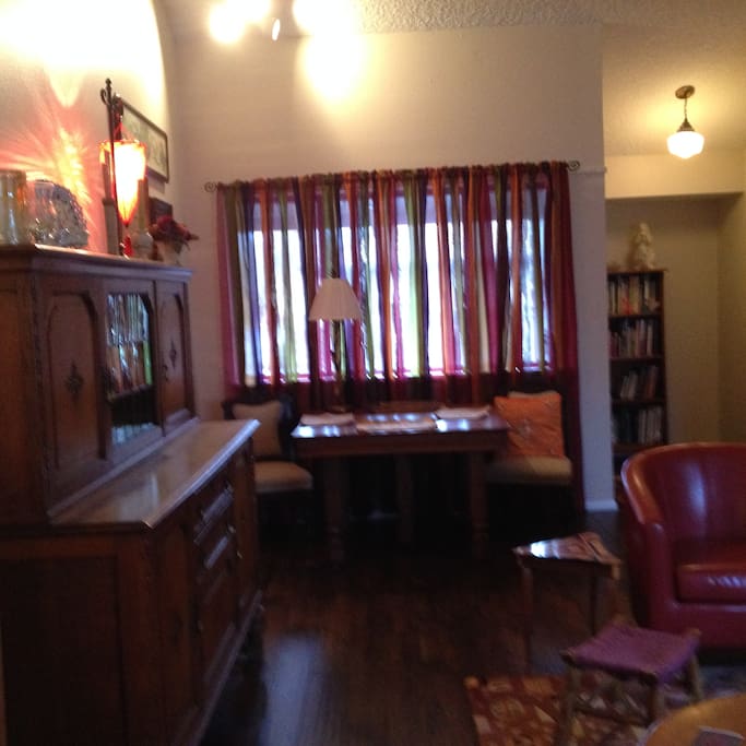 Dinning area and front entrance.