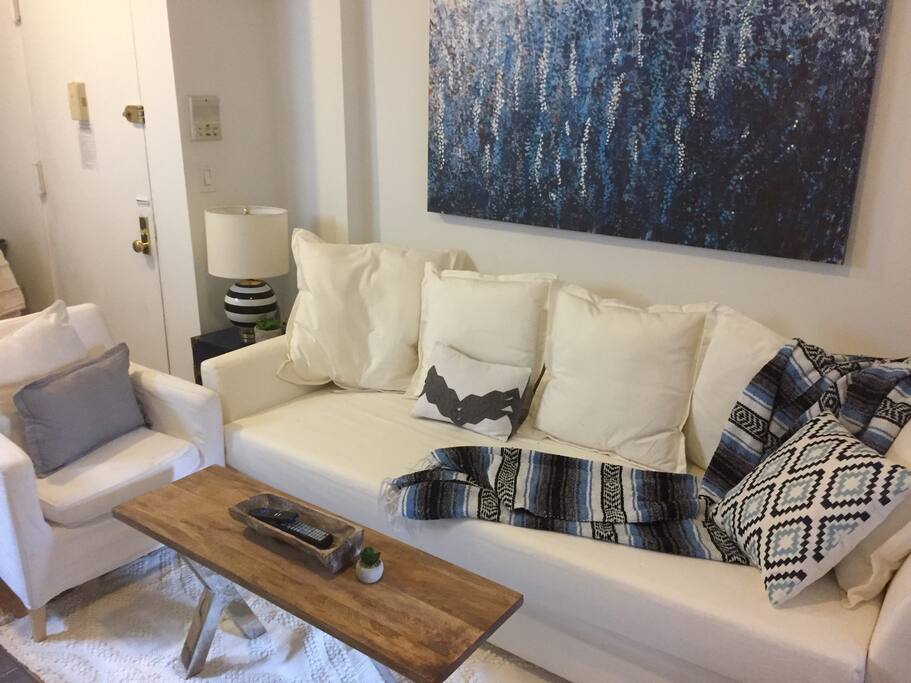 1 Bedroom in the Heart of West Village that Sleeps 4