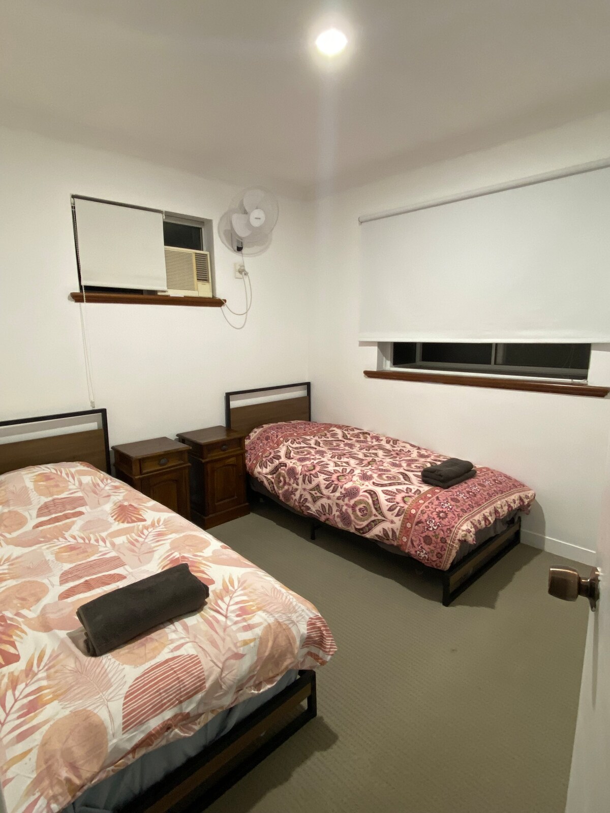 带单人床的第二间卧室