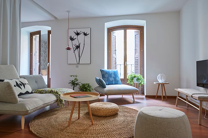 60 Balconies Design 2D + 2B