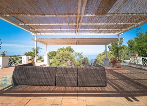 Entire Luxury Villa - Bellavita - Peaceful Oasis