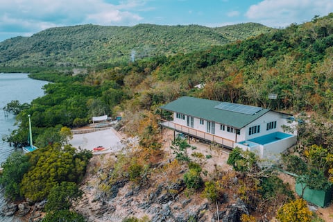 Main House at Sand Island Eco-Lodge