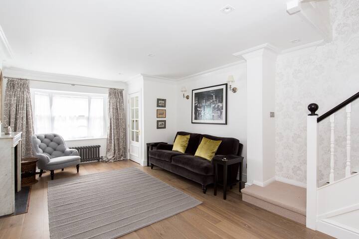 Ivy | Donne Place | Pro-Managed gallery image 2