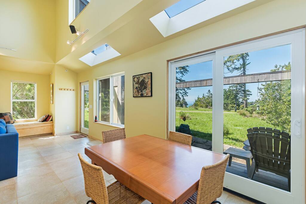 Dining Table for 4 Guests