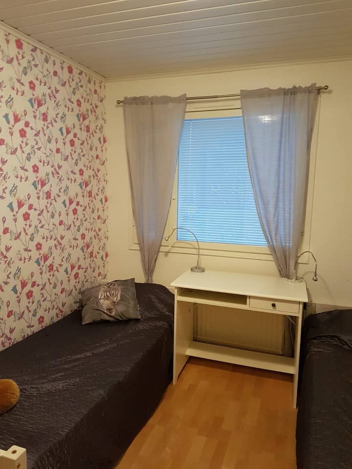 2. Makuuhuone, dhoma e gjumit e dytë