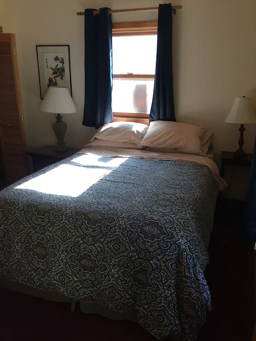 NW Bedroom.