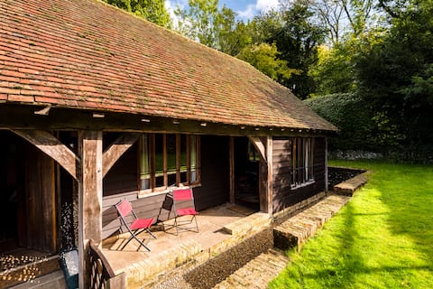 Woodside Cottage - Dog friendly & Hot Tub