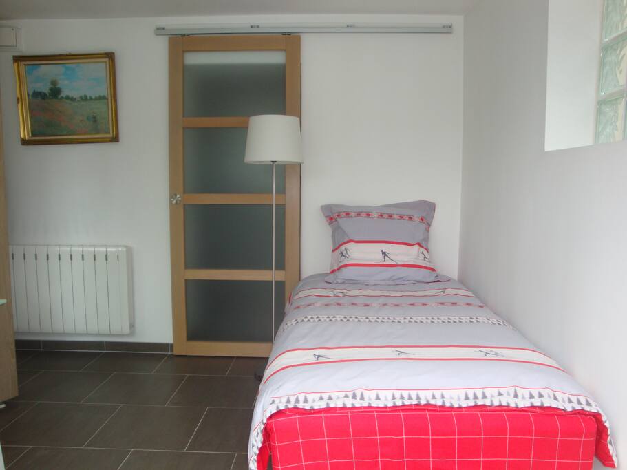 1 Bed; Lit 90 x 200
