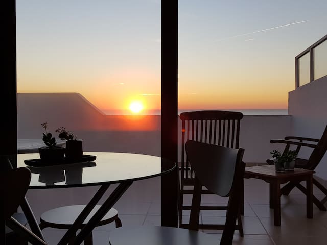 2 bedroom flat facing the beach