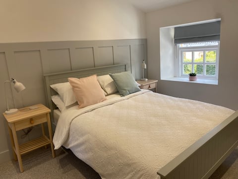 Beautiful cottage in the heart of Usk