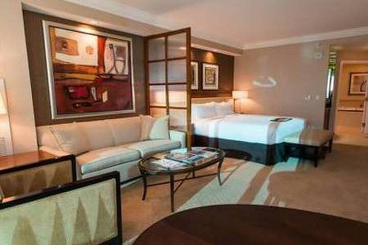 888 # 55, MGM Signature Two (2) Bedroom Suites ! gallery image 2