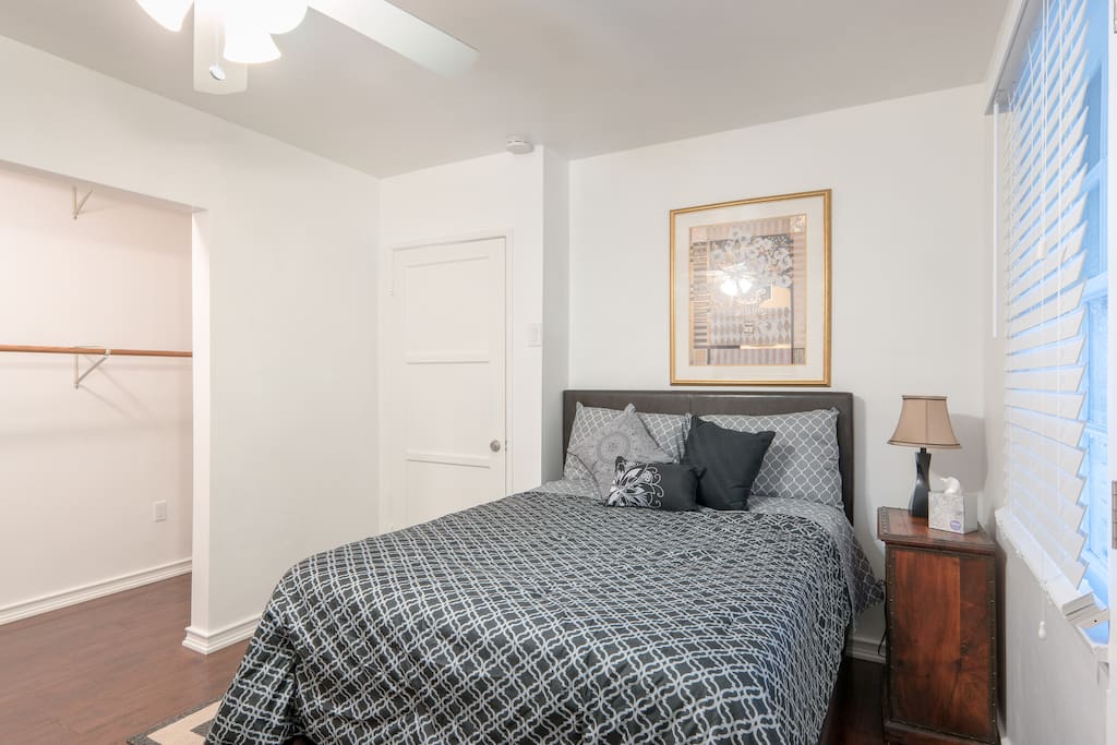 Queen Bed