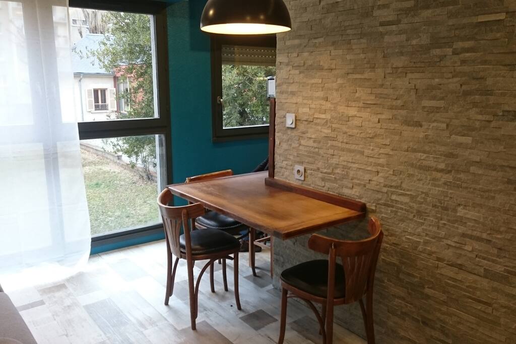 Table pour 4 personnes