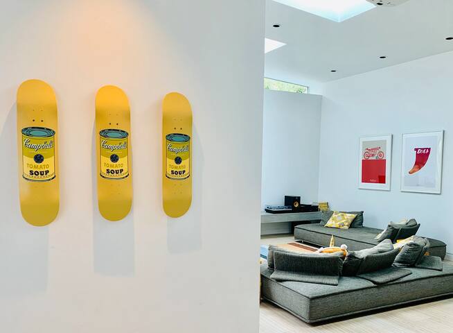 Venice Modern gallery image 2