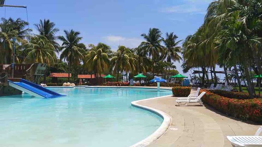 Rancho Las Veraneras Resort, Los Cobanos Sonsonate
