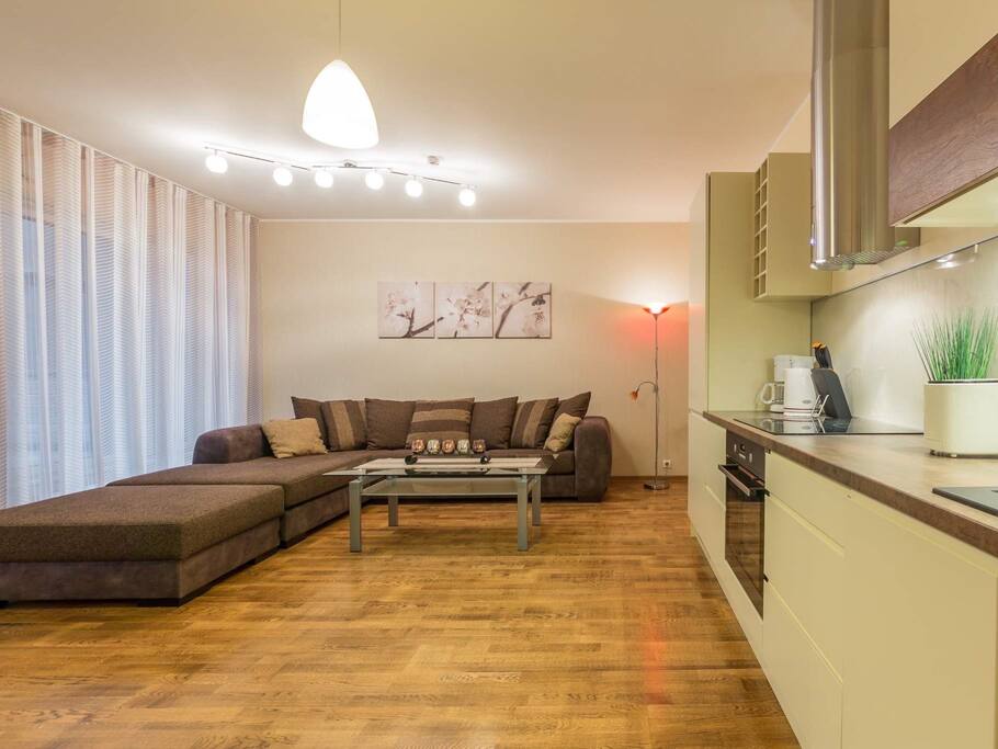 Sitting area / kitchenette