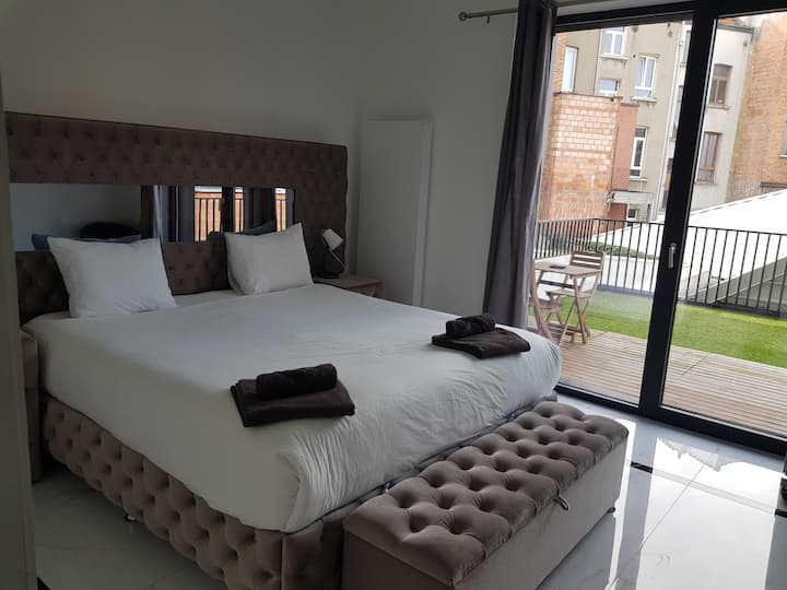 Prachtig Appartement In Brussel Centrum Met Balkon - Bruxelles