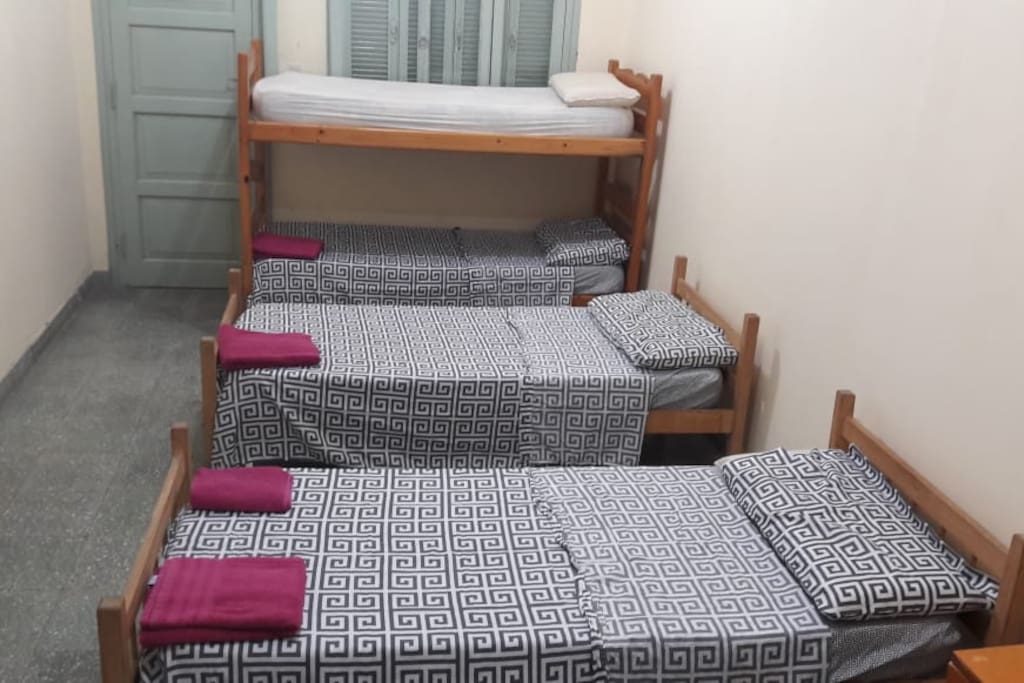 Dormitorios privados con hasta 4 camas