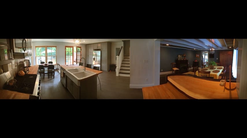 Historic Corgie St Creamery