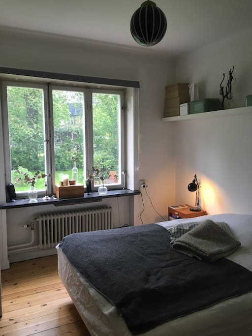 Master bedroom (not for rent if you don't rent the whole apartment)
