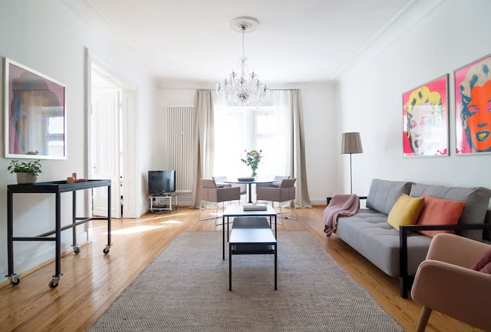 Hamburg Homes managed Airbnb listing 3