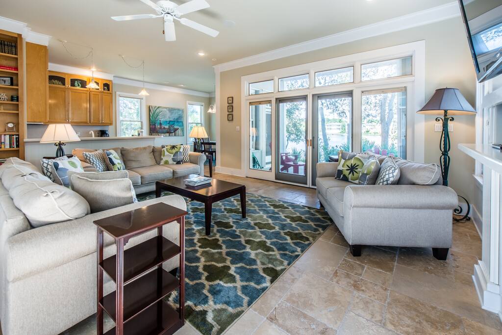 Living Room with a Lake View!