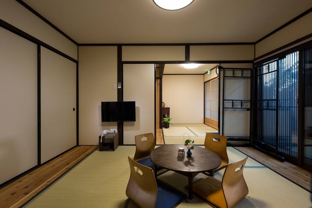 living room and bedroom
リビングルーム兼寝室