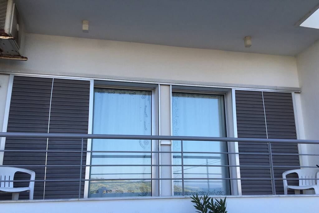 Balcony with sea view and sitting facilities